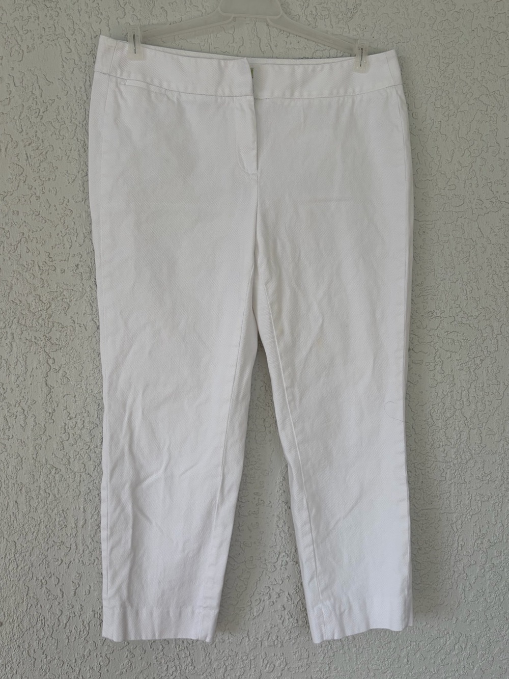Liz Claiborne White Cropped Straight-Leg Ankle Pants size 12